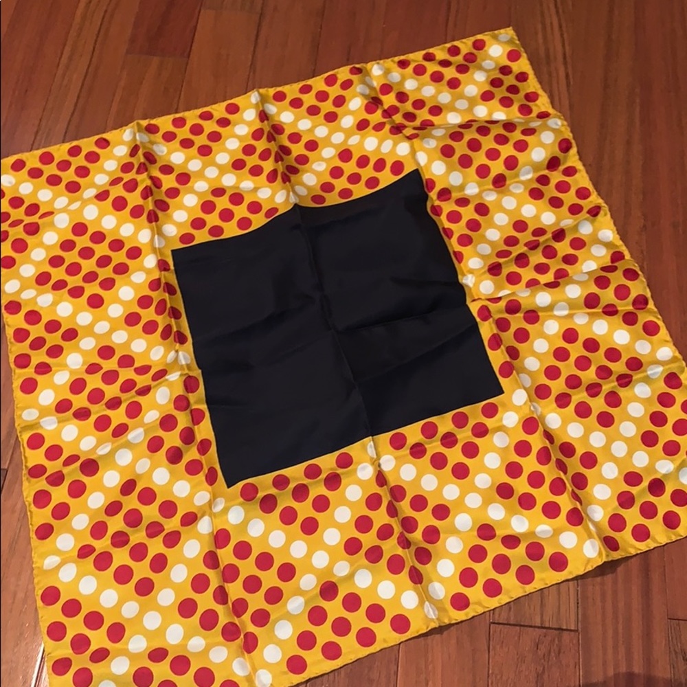 SILK SCARF